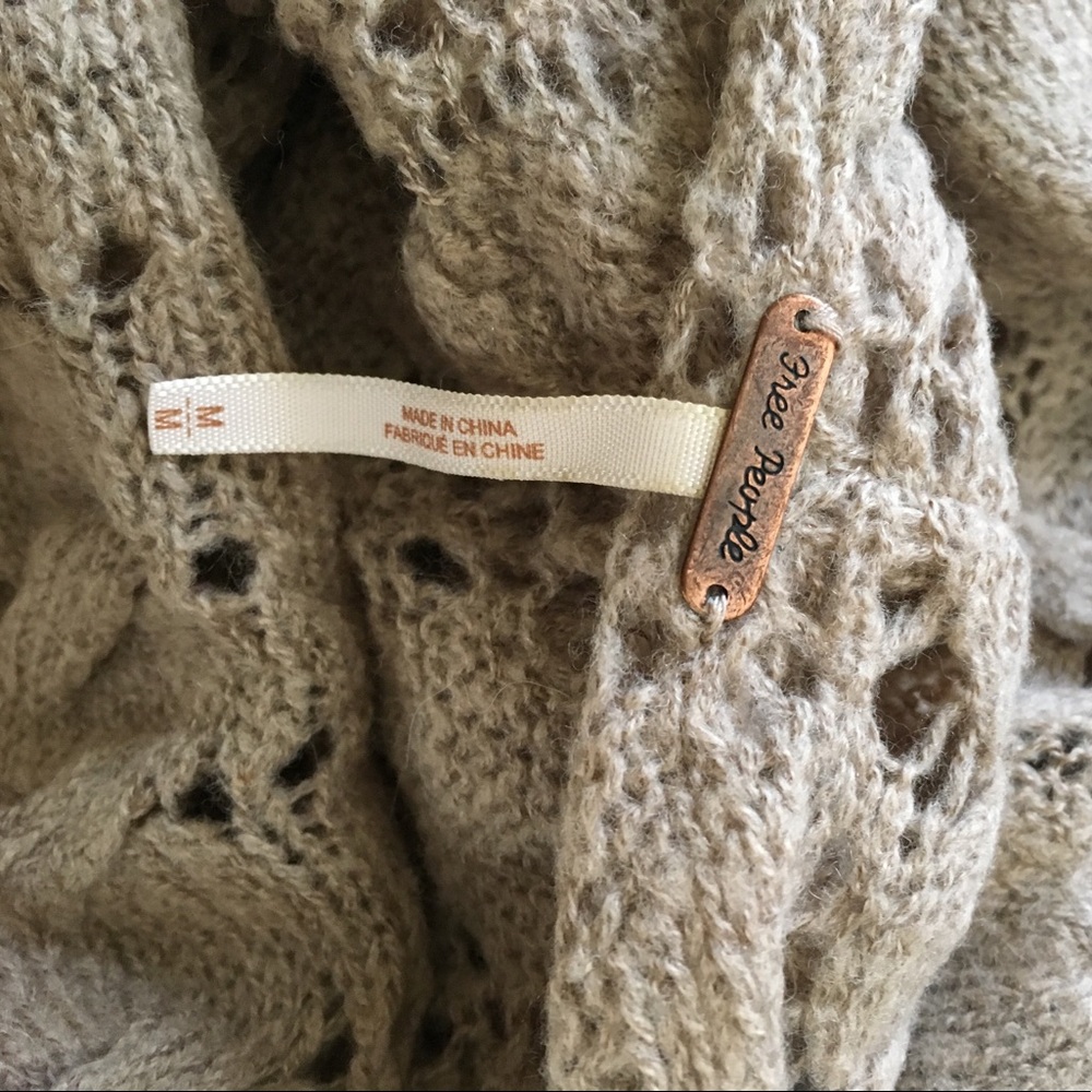 Free People crochet off-shoulder sweater! - Picture 5 of 5